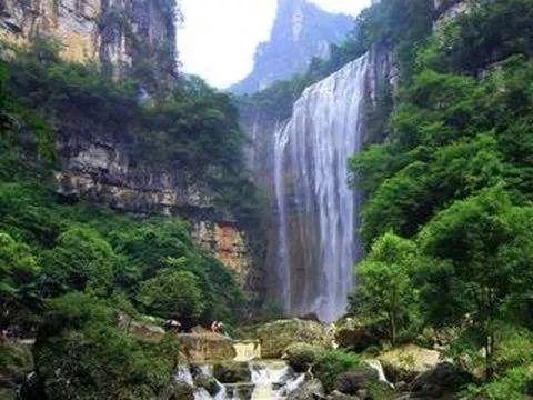 大山羔羊逃生